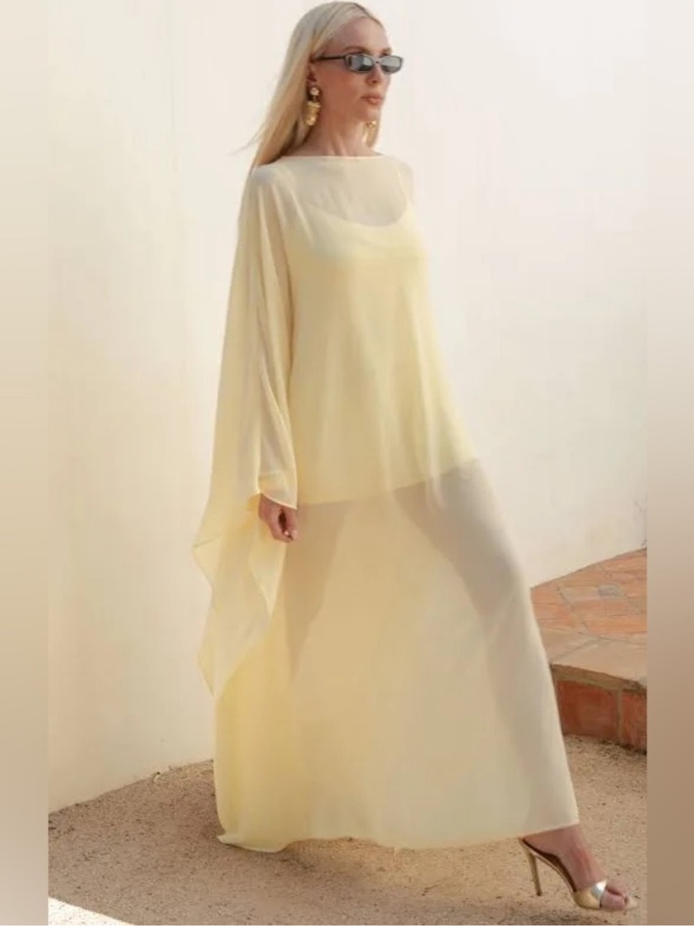 Show Me Your Mumu Olsen Maxi Dress size large yellow